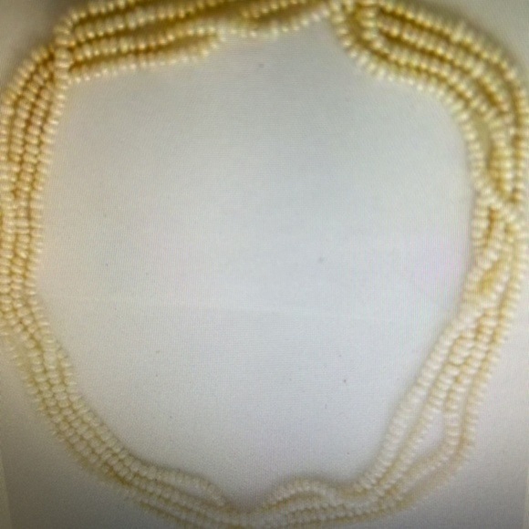 Opera length freshwater pearl‎ necklace on string one hundred inches - Picture 5 of 6